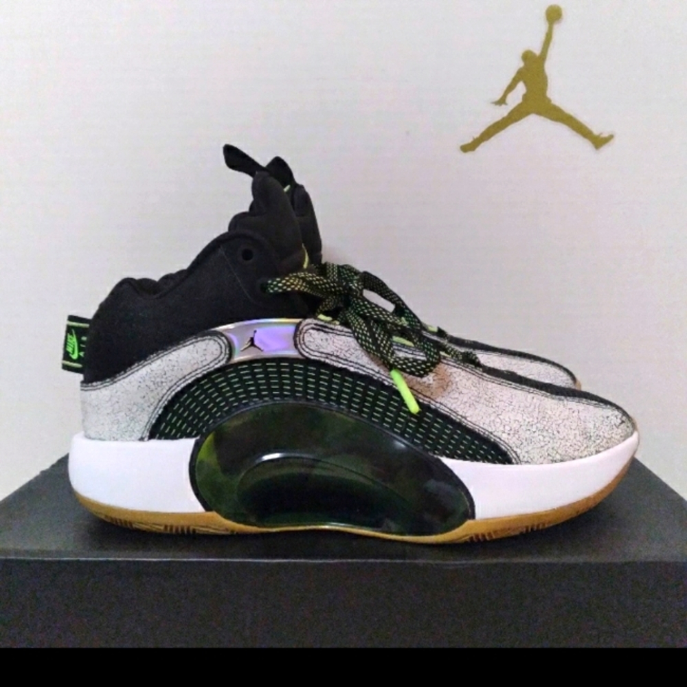 Jordan 35 x Zion Williamson "Bayou Boys" Size 8